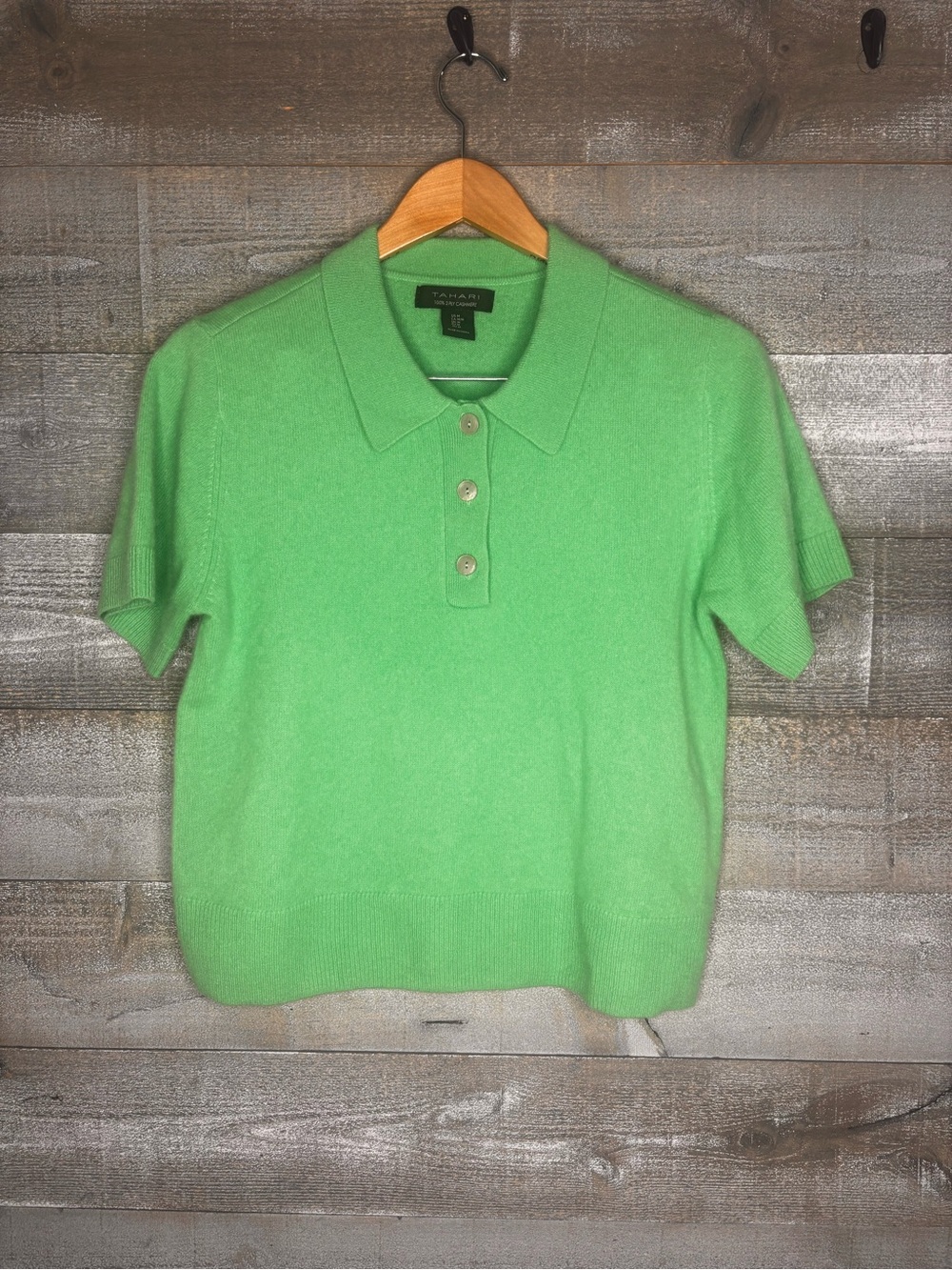 Tahari 100% 2-PLY cashmere Short Sleeve Polo Sweater in Lime Green